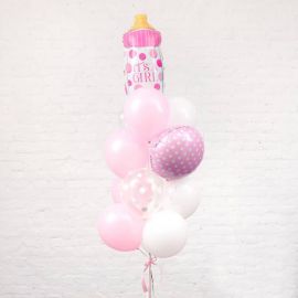 Фонтан из шаров с бутылочкой для девочки