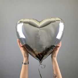 Фольгированный шар сердце серебро